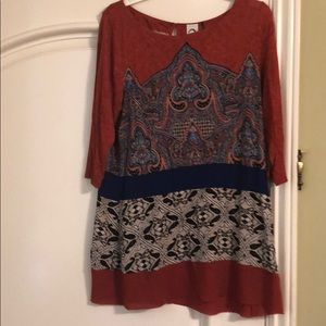 Multi colored tunic. Sz L